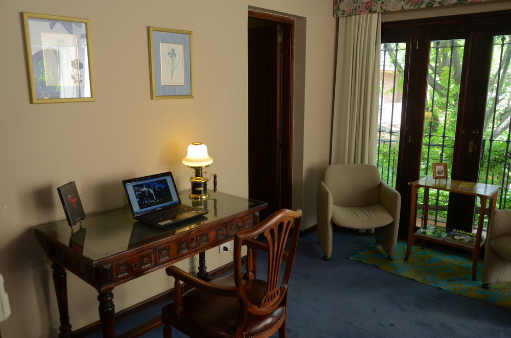 Susana Just Boutique Hotel Vicente López Exteriör bild
